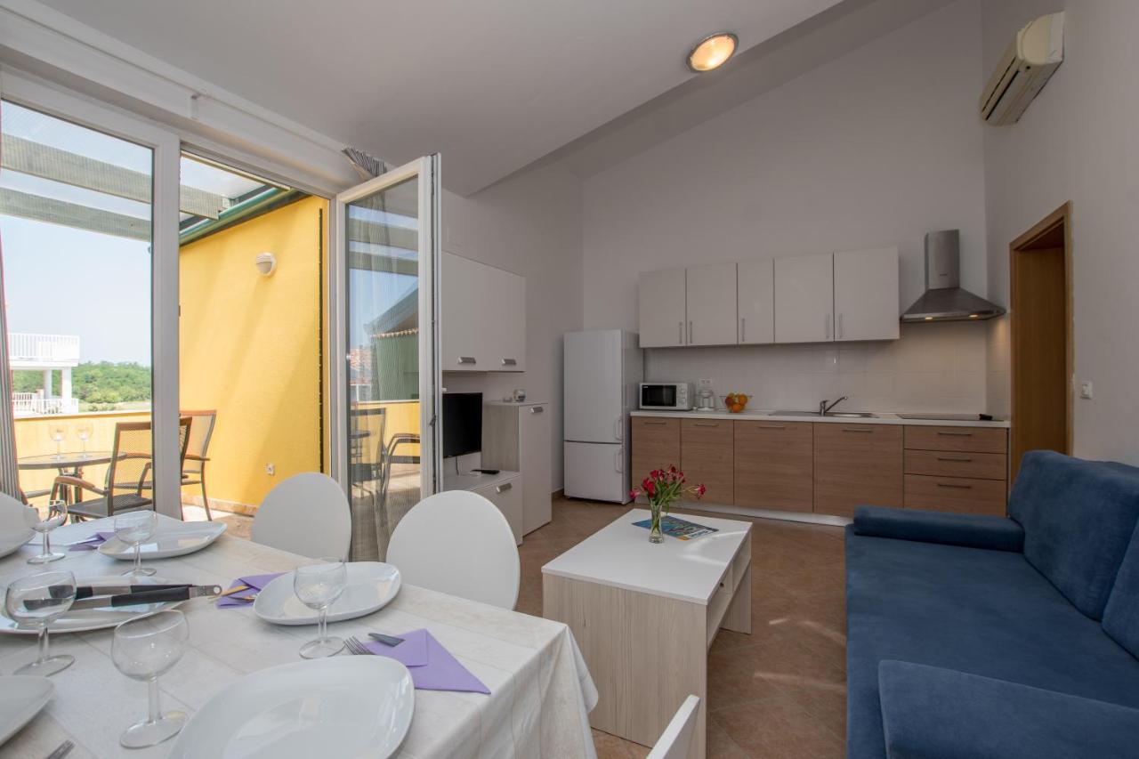 Villas Faro Bašanija Esterno foto